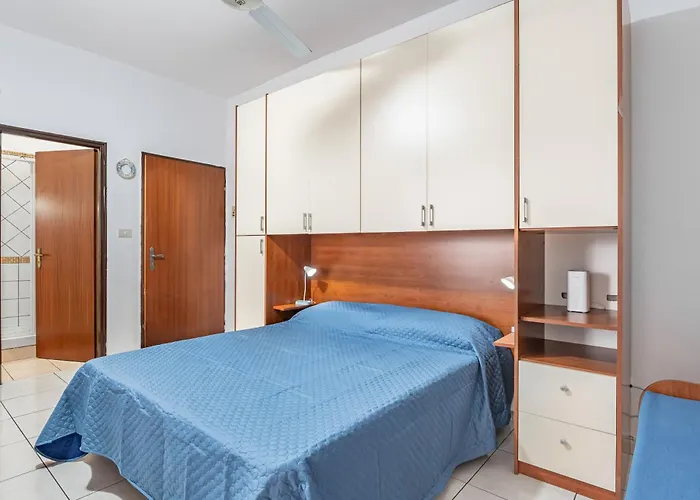 Cozy X2 - W/ Balcony Daire